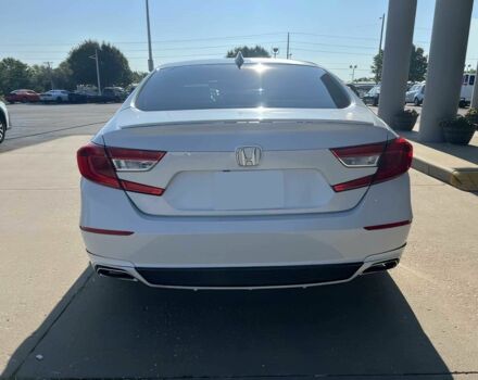 Белый Хонда Аккорд, объемом двигателя 2 л и пробегом 37 тыс. км за 6000 $, фото 4 на Automoto.ua