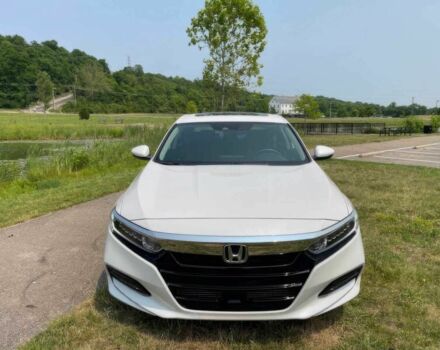 Белый Хонда Аккорд, объемом двигателя 1.5 л и пробегом 40 тыс. км за 15800 $, фото 1 на Automoto.ua