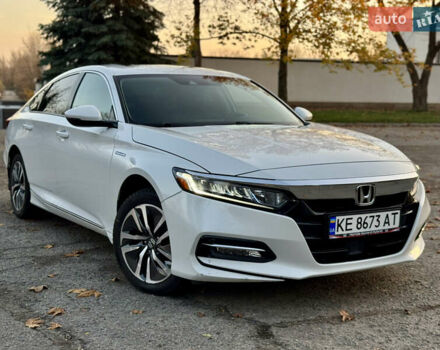 Белый Хонда Аккорд, объемом двигателя 2 л и пробегом 96 тыс. км за 20999 $, фото 1 на Automoto.ua