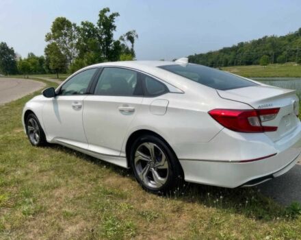 Белый Хонда Аккорд, объемом двигателя 1.5 л и пробегом 40 тыс. км за 15800 $, фото 5 на Automoto.ua