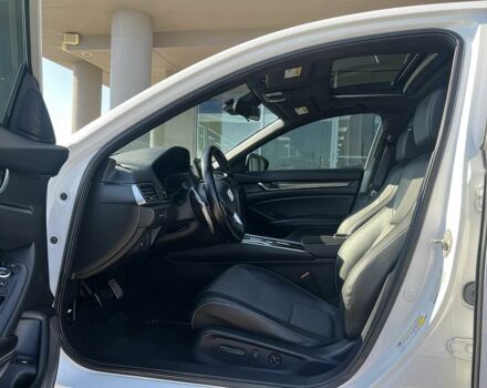 Белый Хонда Аккорд, объемом двигателя 2 л и пробегом 37 тыс. км за 6000 $, фото 7 на Automoto.ua