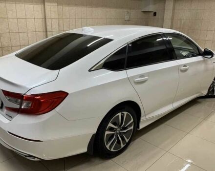 Білий Хонда Аккорд, об'ємом двигуна 2 л та пробігом 33 тис. км за 17300 $, фото 1 на Automoto.ua