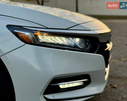 Белый Хонда Аккорд, объемом двигателя 2 л и пробегом 96 тыс. км за 20999 $, фото 4 на Automoto.ua