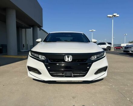 Белый Хонда Аккорд, объемом двигателя 2 л и пробегом 37 тыс. км за 6000 $, фото 1 на Automoto.ua