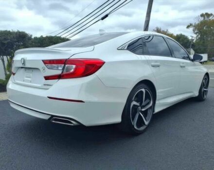 Белый Хонда Аккорд, объемом двигателя 1.5 л и пробегом 40 тыс. км за 6500 $, фото 2 на Automoto.ua