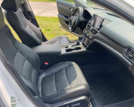 Белый Хонда Аккорд, объемом двигателя 1.5 л и пробегом 40 тыс. км за 15800 $, фото 9 на Automoto.ua