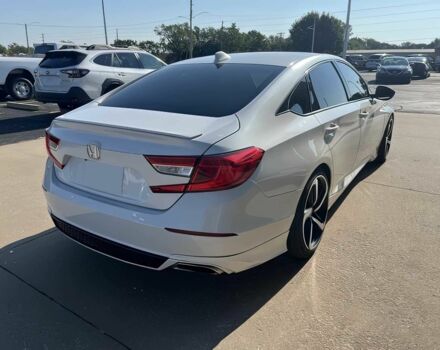 Белый Хонда Аккорд, объемом двигателя 2 л и пробегом 37 тыс. км за 6000 $, фото 3 на Automoto.ua