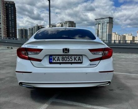 Белый Хонда Аккорд, объемом двигателя 2 л и пробегом 98 тыс. км за 21000 $, фото 2 на Automoto.ua