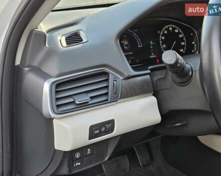 Белый Хонда Аккорд, объемом двигателя 2 л и пробегом 48 тыс. км за 26600 $, фото 21 на Automoto.ua