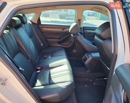 Белый Хонда Аккорд, объемом двигателя 1.5 л и пробегом 100 тыс. км за 6400 $, фото 9 на Automoto.ua