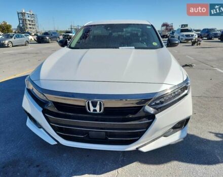 Белый Хонда Аккорд, объемом двигателя 1.5 л и пробегом 100 тыс. км за 6400 $, фото 4 на Automoto.ua