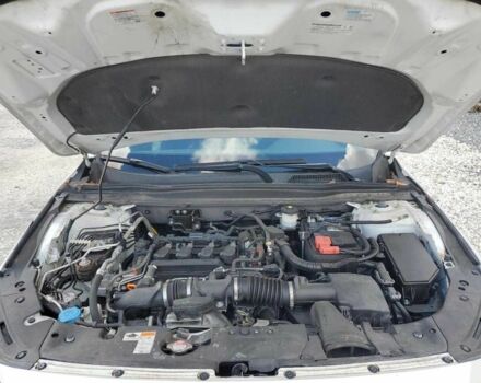 Белый Хонда Аккорд, объемом двигателя 1.5 л и пробегом 90 тыс. км за 9000 $, фото 10 на Automoto.ua