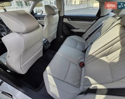 Белый Хонда Аккорд, объемом двигателя 2 л и пробегом 48 тыс. км за 26600 $, фото 23 на Automoto.ua
