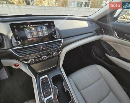 Белый Хонда Аккорд, объемом двигателя 2 л и пробегом 48 тыс. км за 26600 $, фото 16 на Automoto.ua