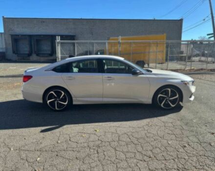 Белый Хонда Аккорд, объемом двигателя 1.5 л и пробегом 26 тыс. км за 14000 $, фото 3 на Automoto.ua