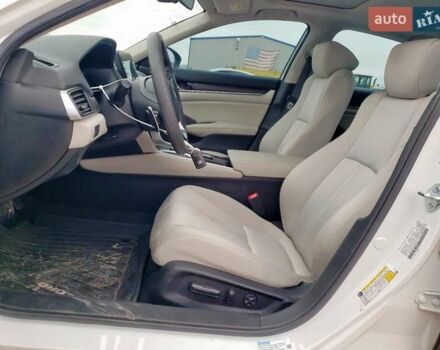 Белый Хонда Аккорд, объемом двигателя 2 л и пробегом 51 тыс. км за 18745 $, фото 6 на Automoto.ua