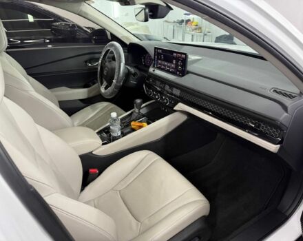 Белый Хонда Аккорд, объемом двигателя 2 л и пробегом 16 тыс. км за 28447 $, фото 4 на Automoto.ua