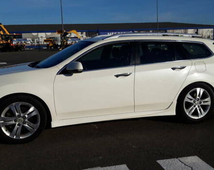 Белый Хонда Аккорд, объемом двигателя 2.4 л и пробегом 287 тыс. км за 8600 $, фото 6 на Automoto.ua