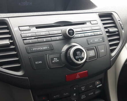 Белый Хонда Аккорд, объемом двигателя 2.4 л и пробегом 287 тыс. км за 8600 $, фото 21 на Automoto.ua