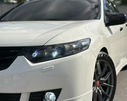 Білий Хонда Аккорд, об'ємом двигуна 2.4 л та пробігом 204 тис. км за 11500 $, фото 8 на Automoto.ua