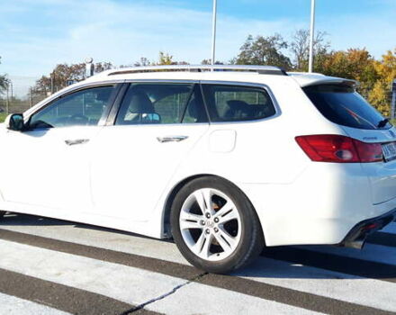 Белый Хонда Аккорд, объемом двигателя 2.4 л и пробегом 287 тыс. км за 8600 $, фото 18 на Automoto.ua