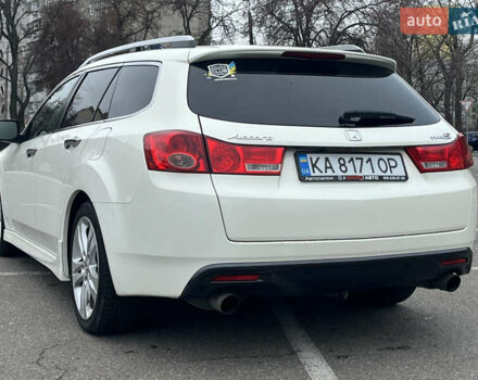 Белый Хонда Аккорд, объемом двигателя 2.35 л и пробегом 260 тыс. км за 12500 $, фото 20 на Automoto.ua