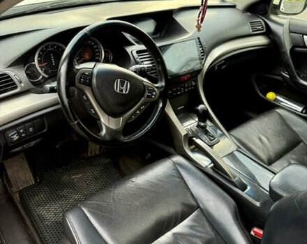 Белый Хонда Аккорд, объемом двигателя 2.35 л и пробегом 224 тыс. км за 9999 $, фото 11 на Automoto.ua