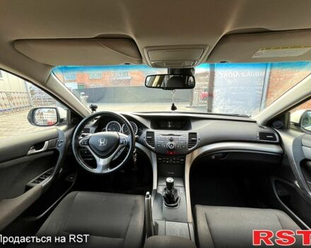 Белый Хонда Аккорд, объемом двигателя 2.2 л и пробегом 337 тыс. км за 8200 $, фото 5 на Automoto.ua