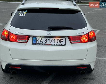 Белый Хонда Аккорд, объемом двигателя 2.35 л и пробегом 260 тыс. км за 12500 $, фото 2 на Automoto.ua