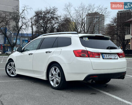 Белый Хонда Аккорд, объемом двигателя 2.35 л и пробегом 260 тыс. км за 12500 $, фото 6 на Automoto.ua