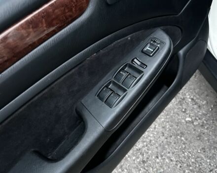 Белый Хонда Аккорд, объемом двигателя 1.9 л и пробегом 350 тыс. км за 999 $, фото 9 на Automoto.ua