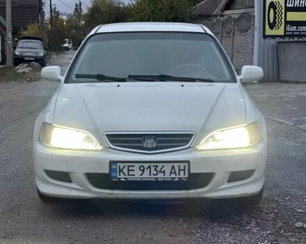 Белый Хонда Аккорд, объемом двигателя 1.9 л и пробегом 350 тыс. км за 999 $, фото 4 на Automoto.ua
