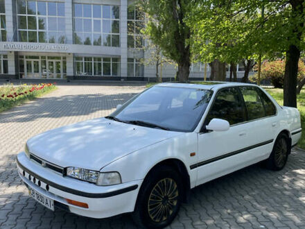 Хонда Аккорд 1993 у Запоріжжя на Automoto.ua Білий Хонда Аккорд, об'ємом двигуна 2 л та пробігом 450 тис. км за 1450 $, фото 1 на Automoto.ua