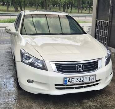 Белый Хонда Аккорд, объемом двигателя 2.4 л и пробегом 284 тыс. км за 8100 $, фото 1 на Automoto.ua