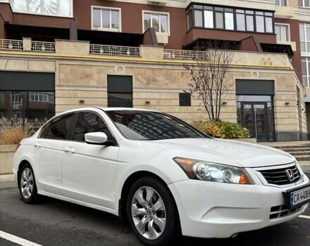 Белый Хонда Аккорд, объемом двигателя 2.35 л и пробегом 260 тыс. км за 7200 $, фото 1 на Automoto.ua
