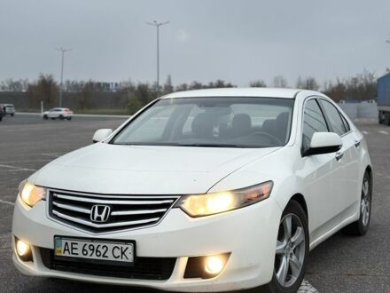 Белый Хонда Аккорд, объемом двигателя 2 л и пробегом 735 тыс. км за 6999 $, фото 1 на Automoto.ua