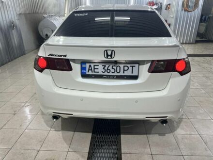 Белый Хонда Аккорд, объемом двигателя 2 л и пробегом 198 тыс. км за 10700 $, фото 1 на Automoto.ua