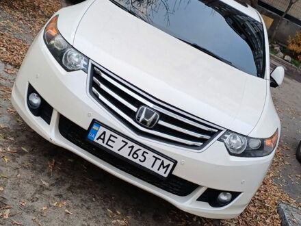 Белый Хонда Аккорд, объемом двигателя 2.4 л и пробегом 223 тыс. км за 9300 $, фото 1 на Automoto.ua