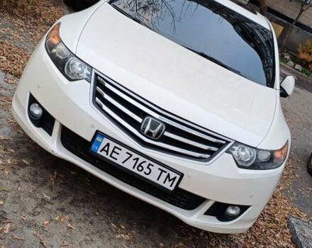 Белый Хонда Аккорд, объемом двигателя 2.4 л и пробегом 223 тыс. км за 9300 $, фото 1 на Automoto.ua