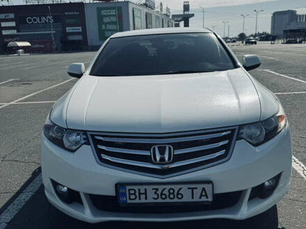 Белый Хонда Аккорд, объемом двигателя 2.2 л и пробегом 291 тыс. км за 8800 $, фото 1 на Automoto.ua