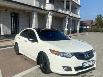 Белый Хонда Аккорд, объемом двигателя 2.35 л и пробегом 210 тыс. км за 10300 $, фото 1 на Automoto.ua