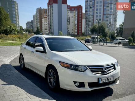 Белый Хонда Аккорд, объемом двигателя 2.4 л и пробегом 267 тыс. км за 9500 $, фото 1 на Automoto.ua