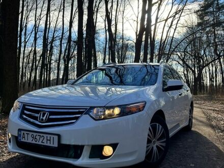 Белый Хонда Аккорд, объемом двигателя 2.2 л и пробегом 337 тыс. км за 8200 $, фото 1 на Automoto.ua