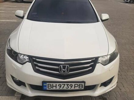 Білий Хонда Аккорд, об'ємом двигуна 2.4 л та пробігом 188 тис. км за 8000 $, фото 1 на Automoto.ua
