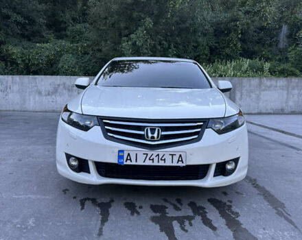 Білий Хонда Аккорд, об'ємом двигуна 2.4 л та пробігом 220 тис. км за 9999 $, фото 1 на Automoto.ua