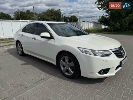 Белый Хонда Аккорд, объемом двигателя 2 л и пробегом 178 тыс. км за 12500 $, фото 1 на Automoto.ua