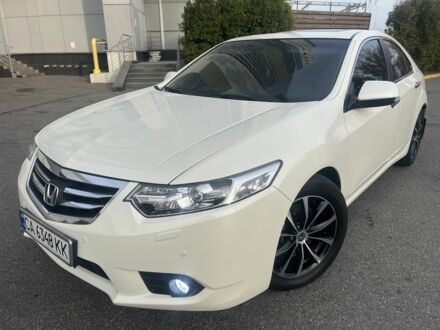 Белый Хонда Аккорд, объемом двигателя 2.4 л и пробегом 183 тыс. км за 10900 $, фото 1 на Automoto.ua