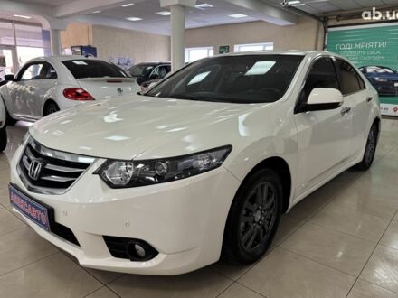Хонда Аккорд 2011 в Кропивницком (Кировограде) на Automoto.ua Белый Хонда Аккорд, объемом двигателя 0 л и пробегом 189 тыс. км за 9900 $, фото 1 на Automoto.ua