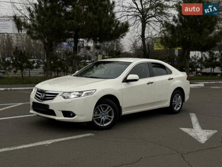 Білий Хонда Аккорд, об'ємом двигуна 2.2 л та пробігом 170 тис. км за 10900 $, фото 1 на Automoto.ua