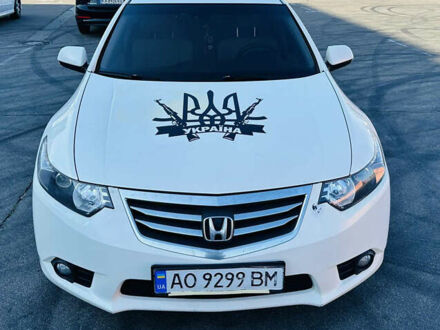 Белый Хонда Аккорд, объемом двигателя 2 л и пробегом 317 тыс. км за 7999 $, фото 1 на Automoto.ua